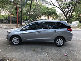 2017 honda mobilio left side view