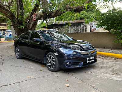 2020 all new civic black head turner car