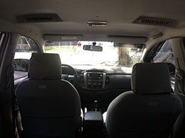 AUV 2015 Toyota Innova 2.5 E 2nd row view