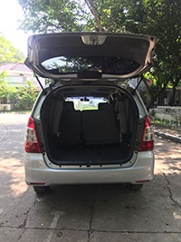 AUV 2015 Toyota Innova 2.5 E rear door open