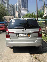 AUV 2015 Toyota Innova 2.5 E rear view