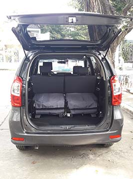 cheapest auv rent a car manila rear lift door open