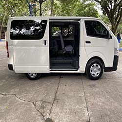 toyota hi-ace commuter sliding door